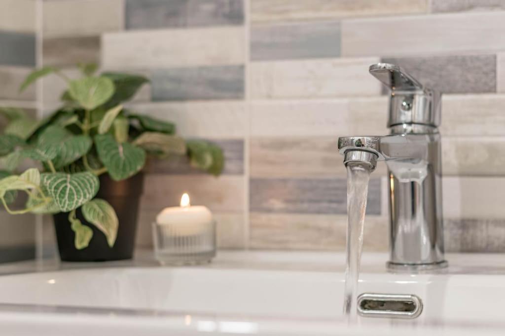 Apartamento ¤charme Di Bari¤ Intero Con Design Moderno E *
